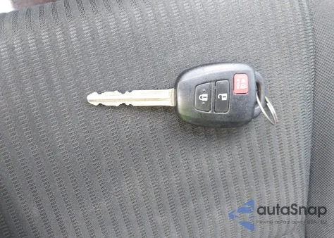 2018 Toyota Rav4 Le z USA, uszkodzony, nr VIN JTMZFREV1JJ736567